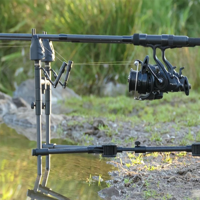 Available in a 2 Rod or 3 rod buzz bar set